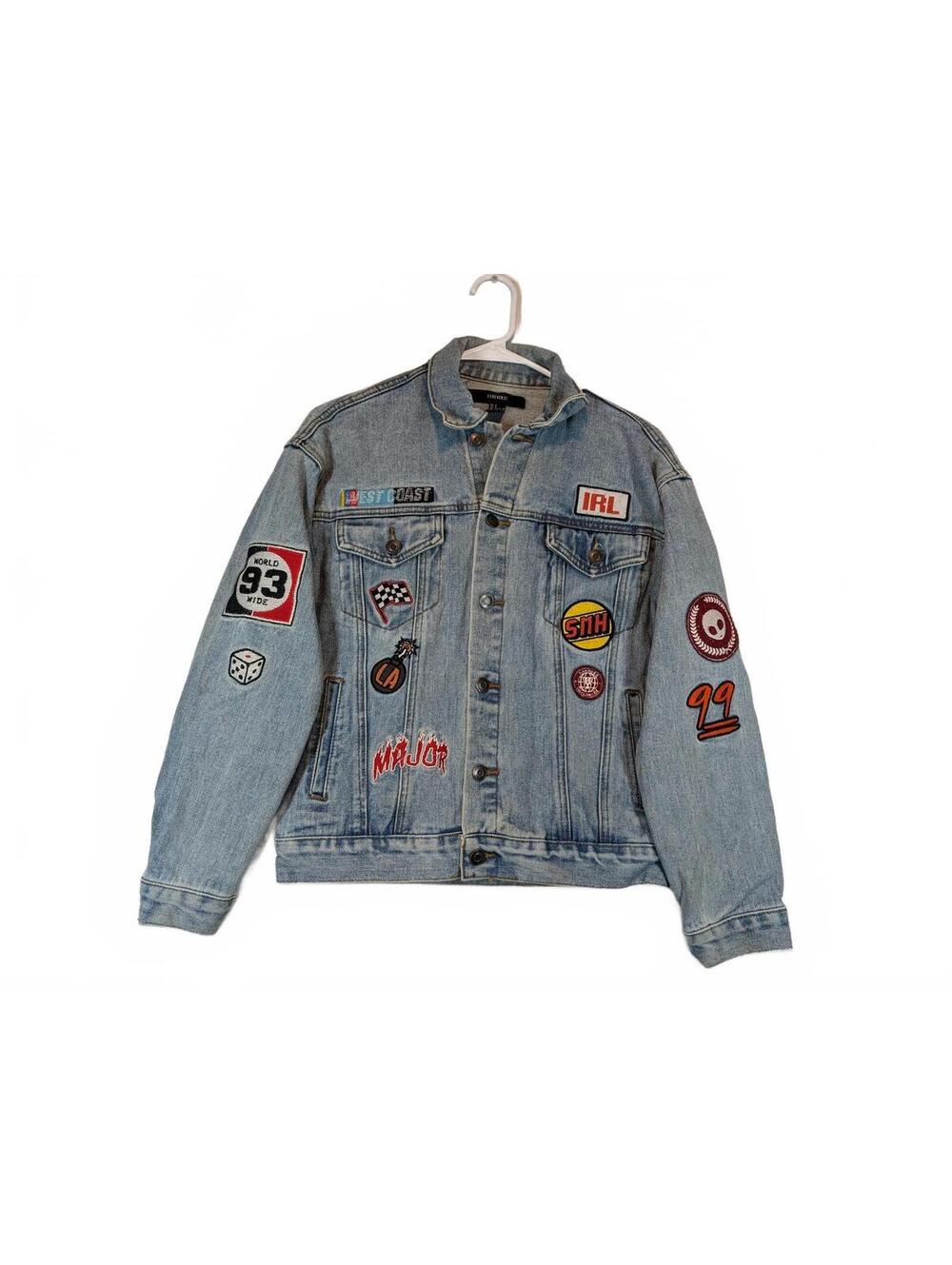 Forever 21 Patch Denim Trucker Jacket Light Blue Wash Racing Womens Size Small
